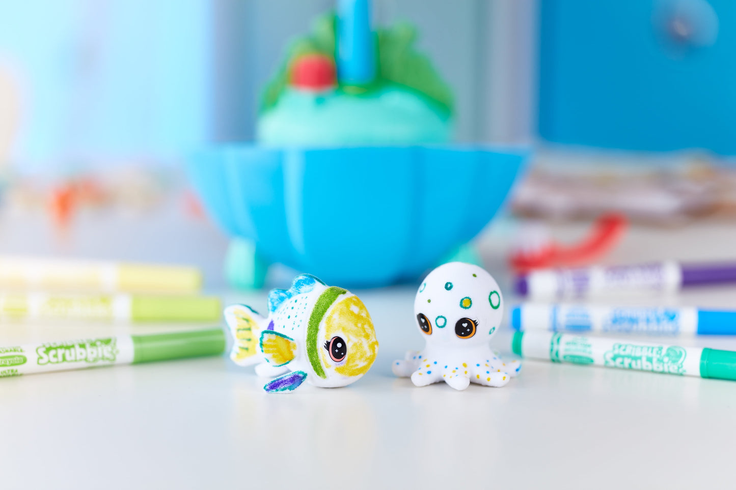 Scribble Scrubbie Ocean Lagoon Toy Set, Coloring Gift for Girls and Boys, Shark Toy for Kids, Arts & Crafts