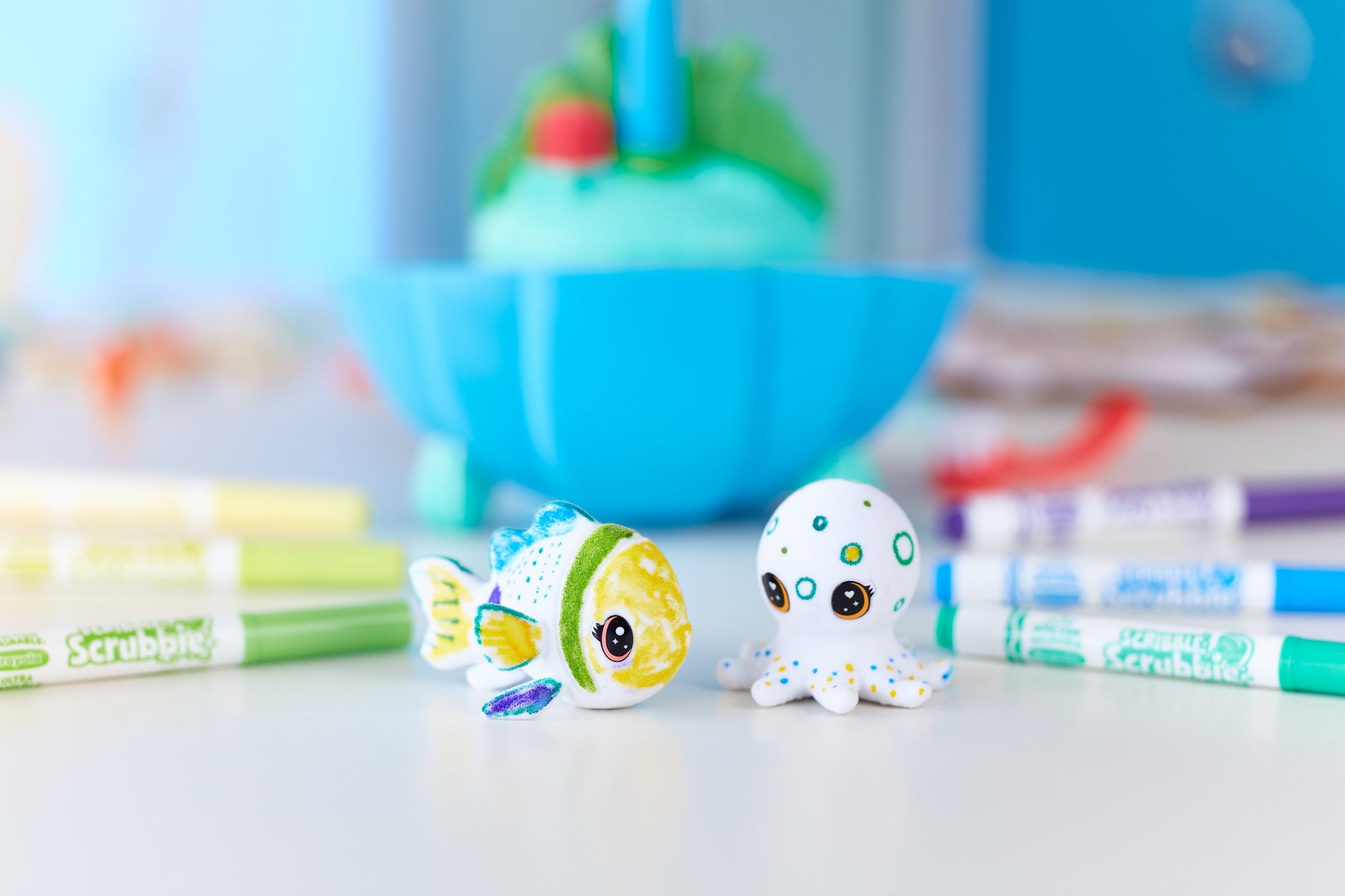 Scribble Scrubbie Ocean Lagoon Toy Set, Coloring Gift for Girls and Boys, Shark Toy for Kids, Arts & Crafts